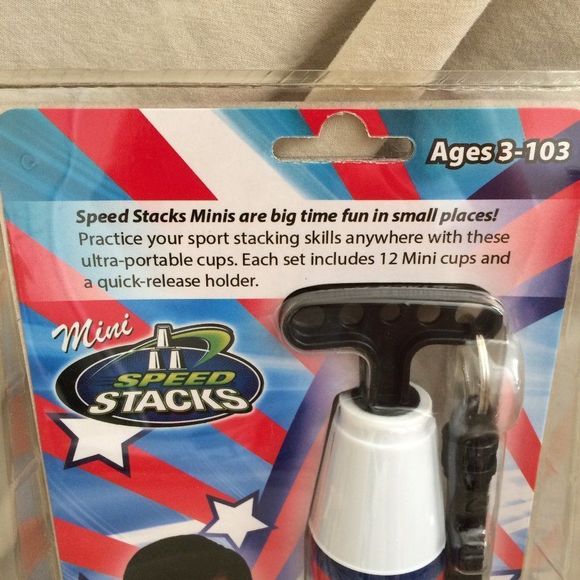 Mini Speed Stacks Ages 3 and up - Picture 5 of 6